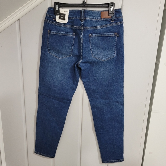 NWT Tahari Classic Skinny Kelly Jeans (size 10 / 30) - Picture 7 of 14